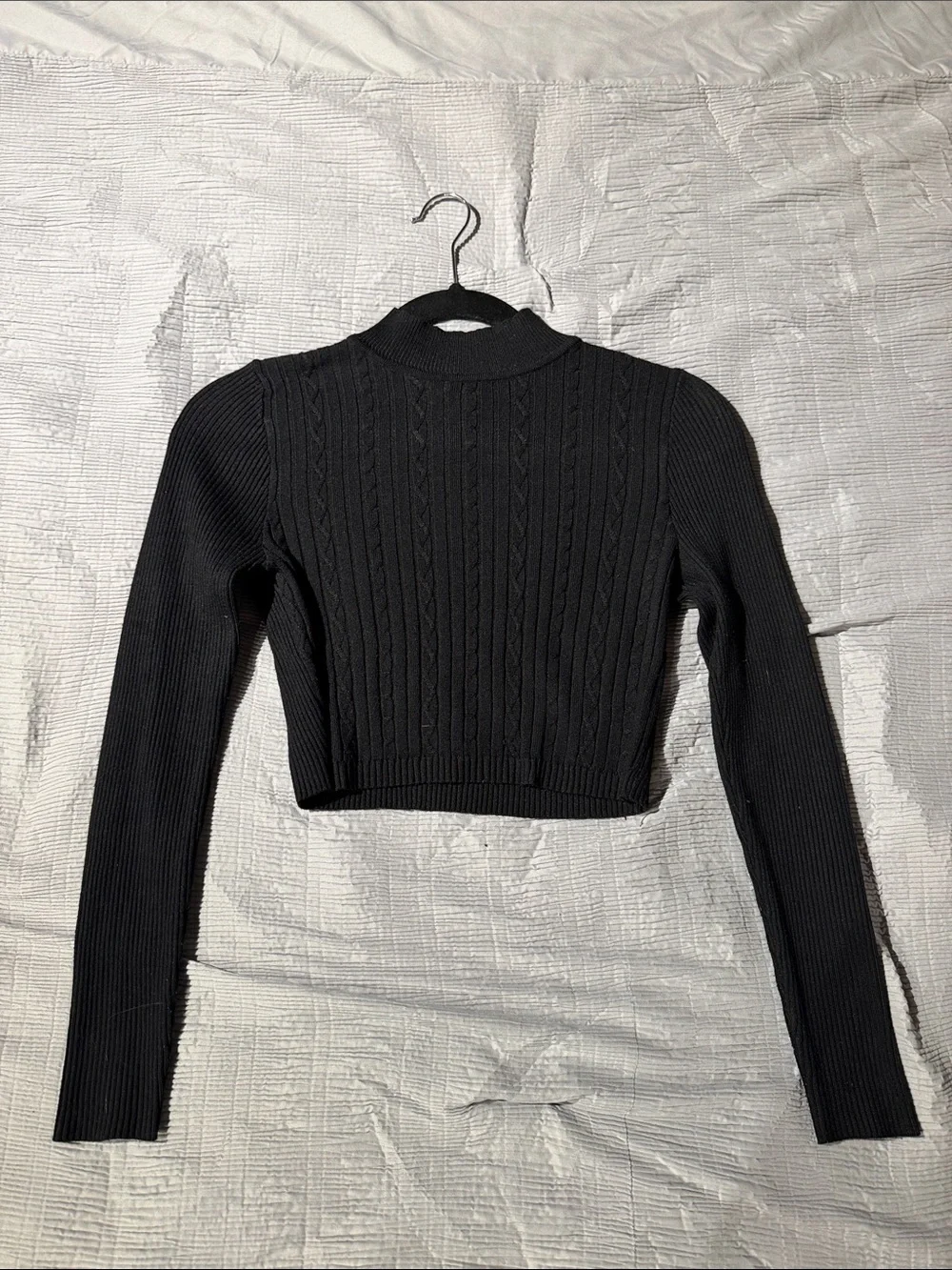 Forever 21 Black Ribbed Cable-Knit Cropped Sweater Top